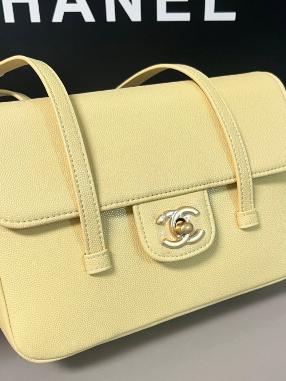 Classic Genuine Leather Flap Crossbody - Sophisticated Quiet Luxury Box Bag